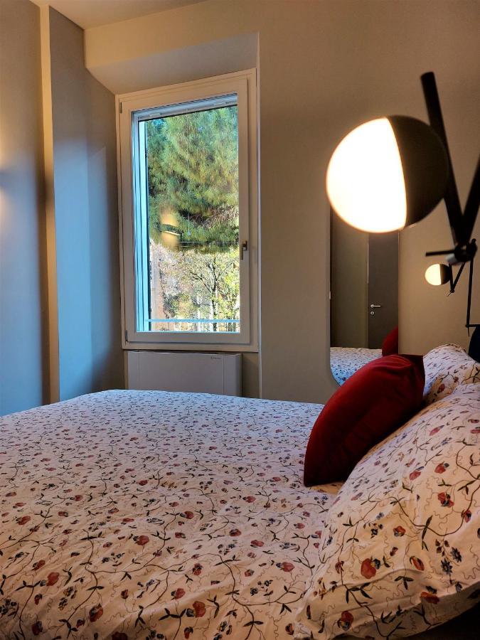 The 6 Apartments Римини Екстериор снимка